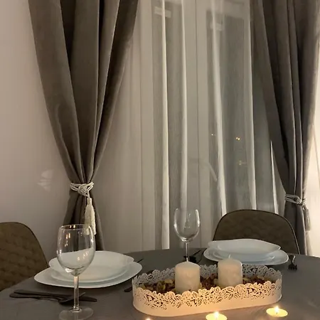 Διαμέρισμα Luxury Furnished Apartment, Near The Center Gallery 55