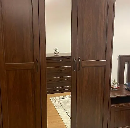 Luxury Furnished Apartment, Near The Center Gallery 55 *