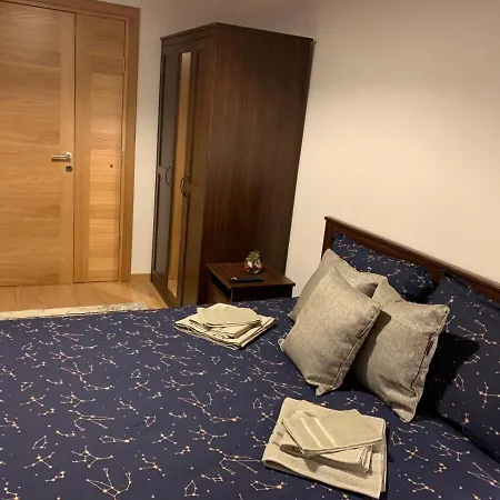 Apartment Luxury Furnished Apartment, Near The Center Gallery 55 *
