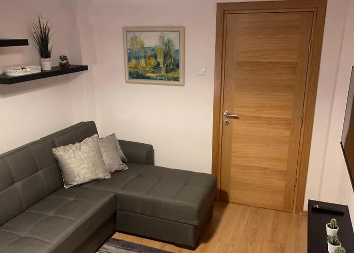 Luxury Furnished Apartment, Near The Center Gallery 55 Selanik